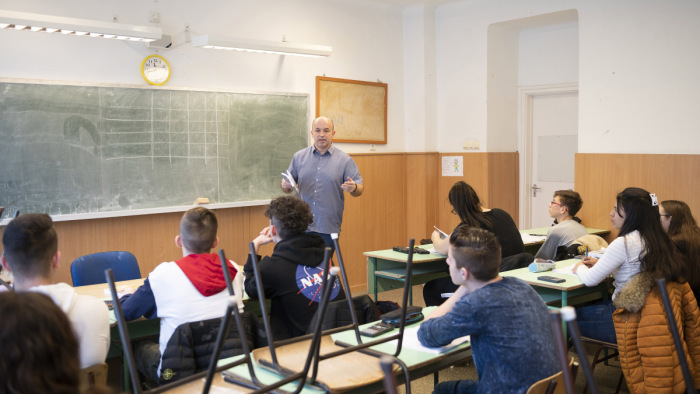 Pénteken fontos felvételi határidő jár le