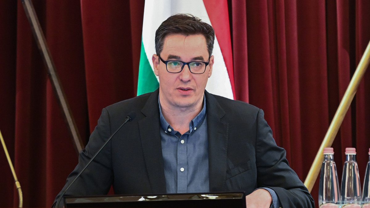 Karácsony Gergely főpolgármester a Fővárosi Közgyűlés ülésén a Városházán 2023. március 29-én.