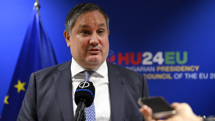 Nagy Márton az FT-nek: Előbb a gazdaságot kell rendbe tenni