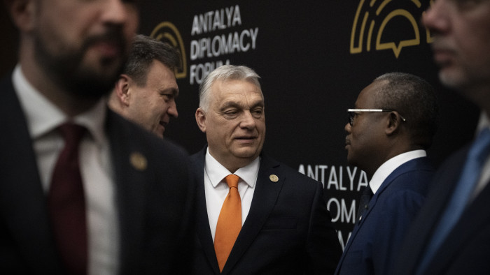 Törökországban tárgyal ma Orbán Viktor miniszterelnök - a nap hírei