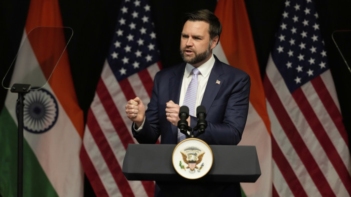 Orosz-ukrán közeledésről beszél az amerikai alelnök