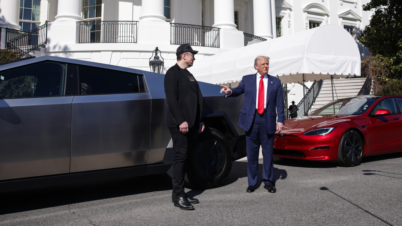 Elon Musk már vád alá helyeztetné Donald Trumpot