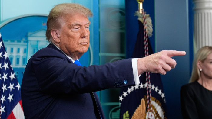Donald Trump cseppet sincs elragadtatva Vlagyimir Putyin hozzáállásától